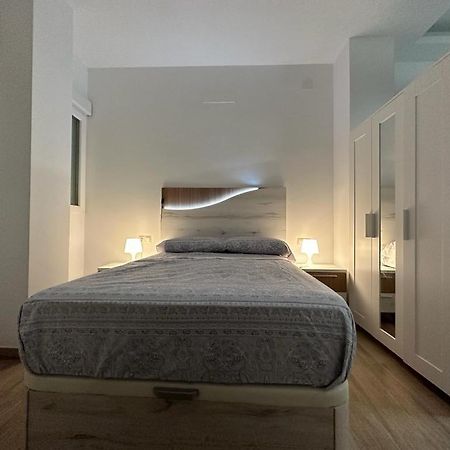 Sky Garden Malaga Centro Appartement Buitenkant foto
