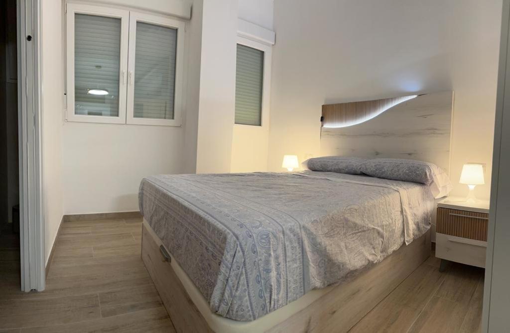 Sky Garden Malaga Centro Appartement Buitenkant foto