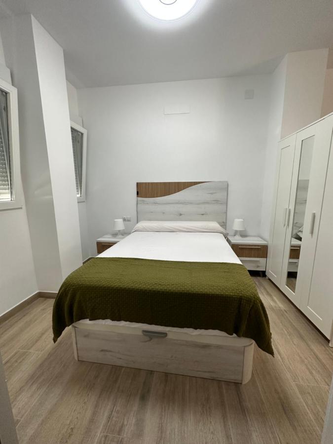 Sky Garden Malaga Centro Appartement Buitenkant foto