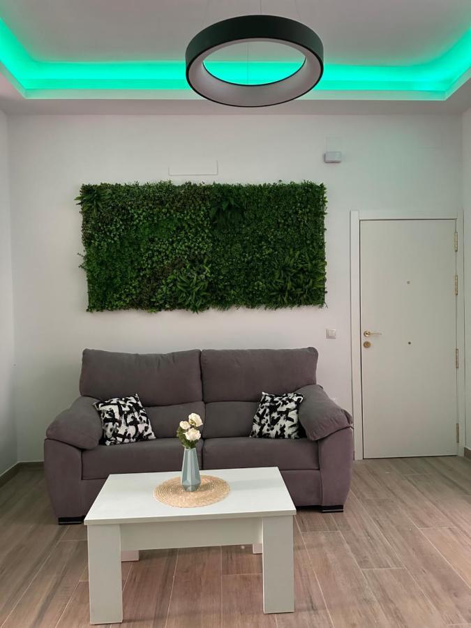 Sky Garden Malaga Centro Appartement Buitenkant foto